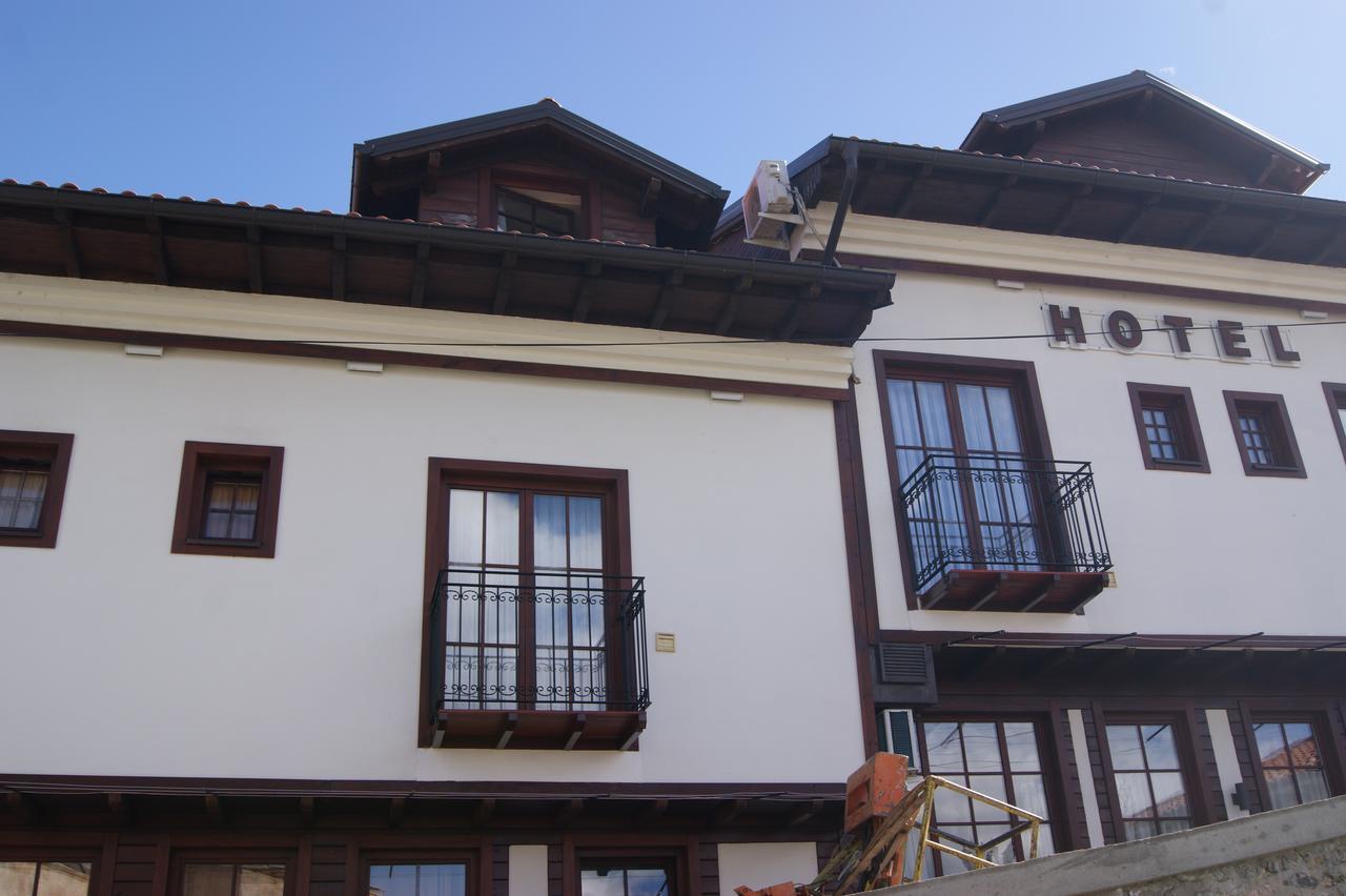 Hotel Prizreni Εξωτερικό φωτογραφία