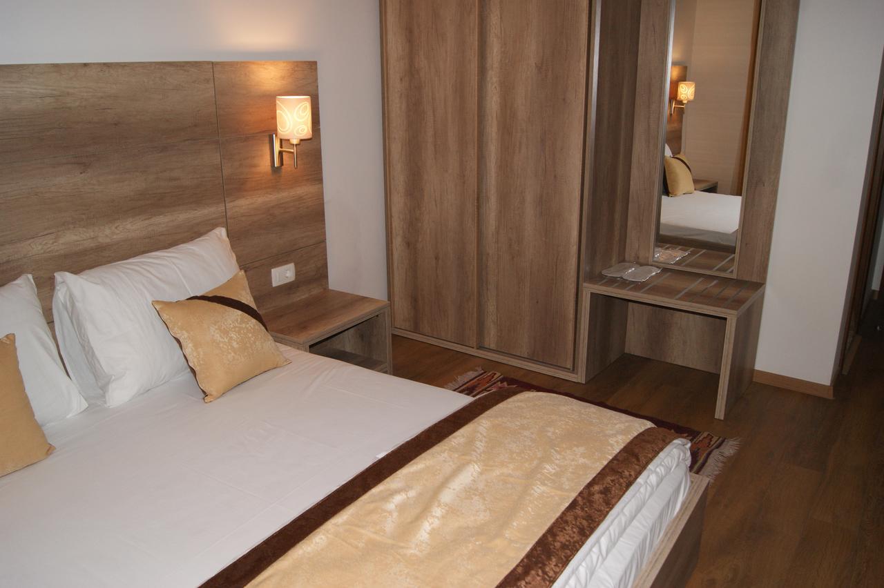 Hotel Prizreni Εξωτερικό φωτογραφία