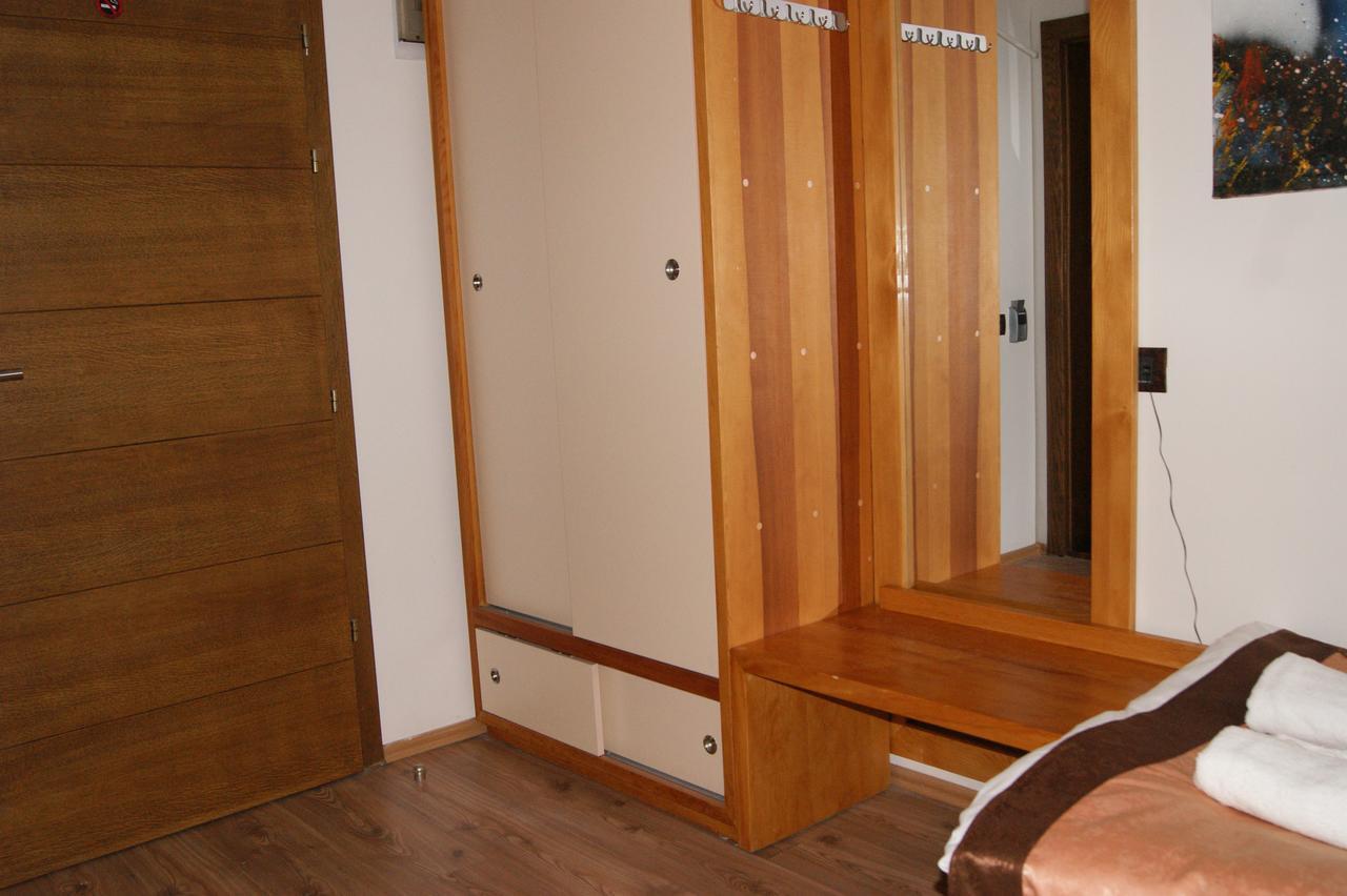 Hotel Prizreni Εξωτερικό φωτογραφία