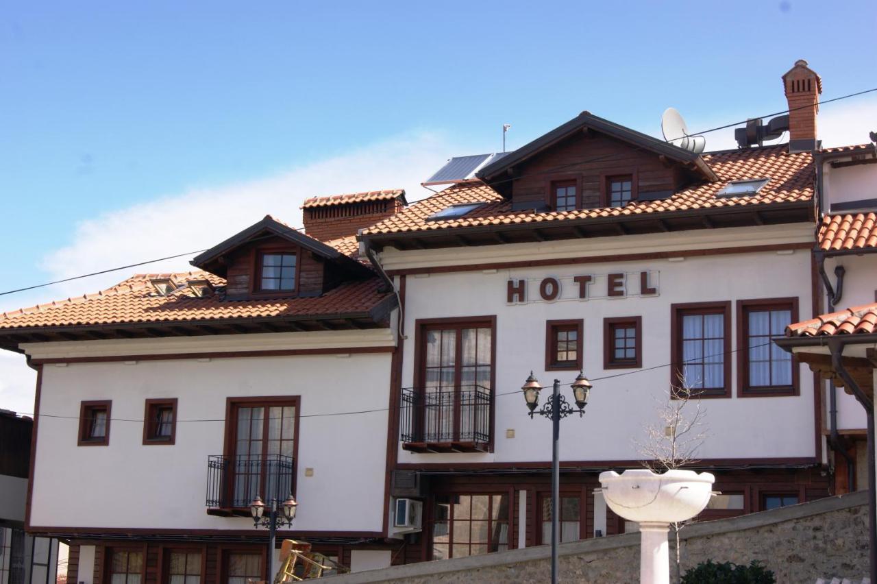 Hotel Prizreni Εξωτερικό φωτογραφία